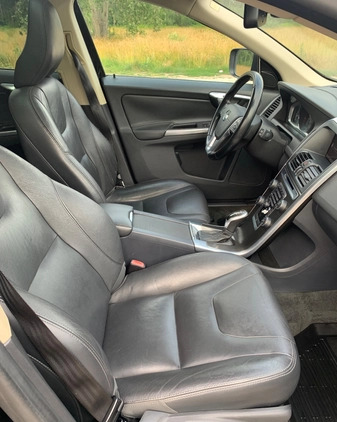 Volvo XC 60 cena 71900 przebieg: 206000, rok produkcji 2015 z Warszawa małe 596